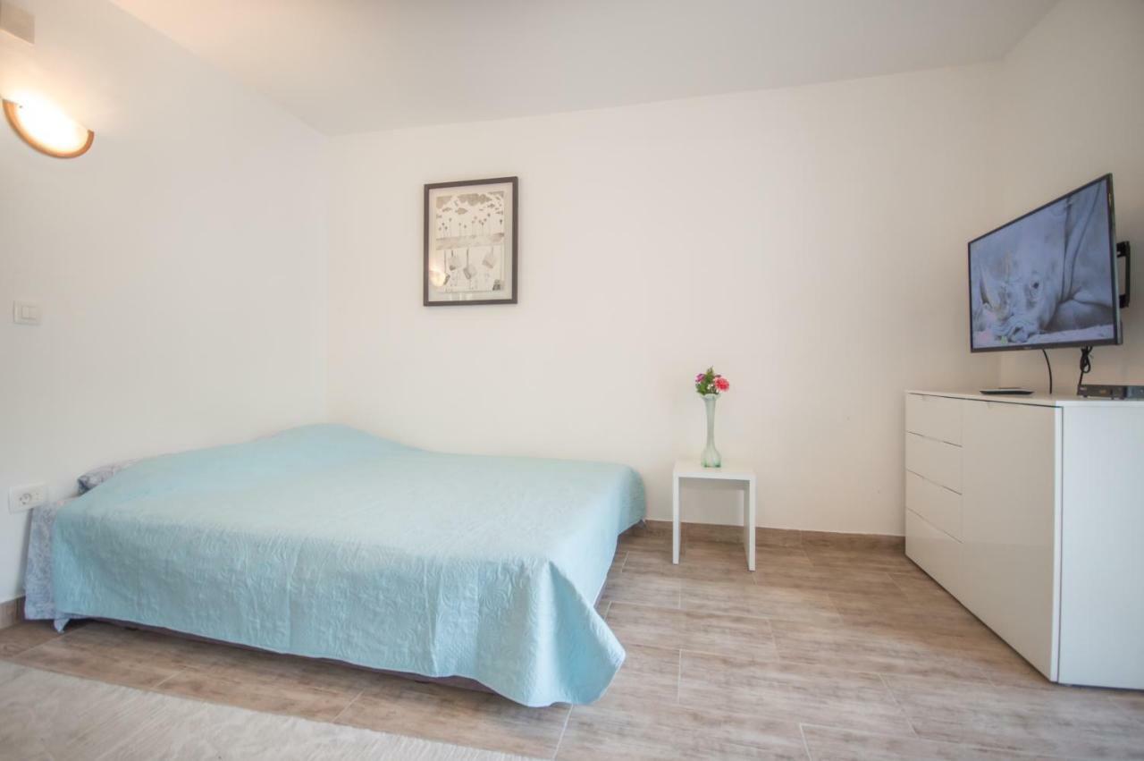 Hotel Queen Teuta Risan Exteriér fotografie